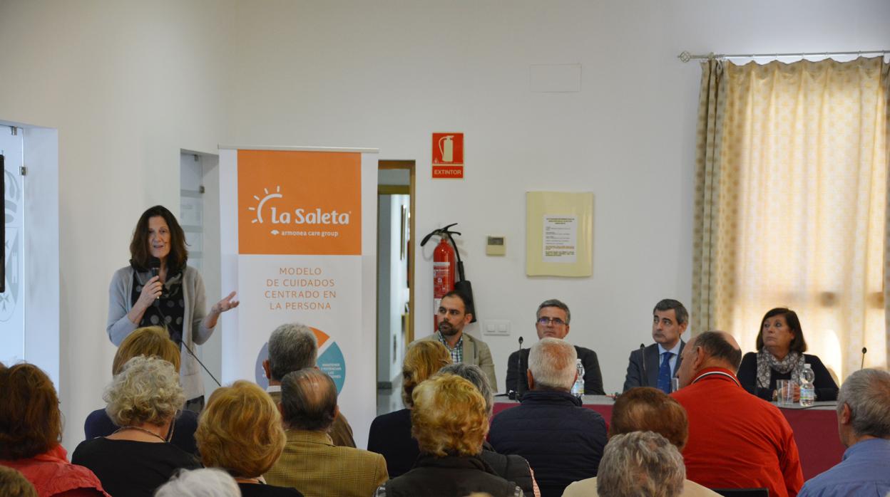 Presentación del proyecto de residencia para mayores en Tomares