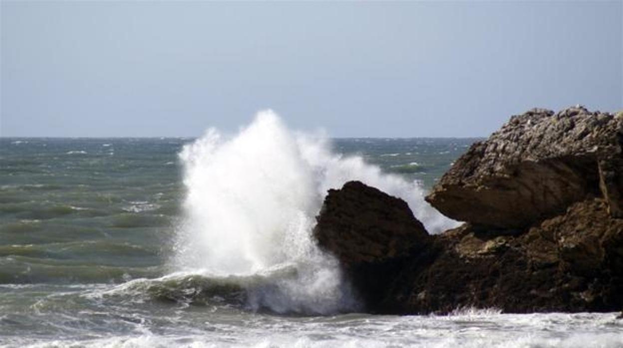 El viento de levante seguirá soplando al menos hasta el miércoles