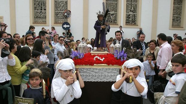 Sevilla Laica apoya la «valentía» de oponerse a las «invasivas procesiones» escolares en horario lectivo