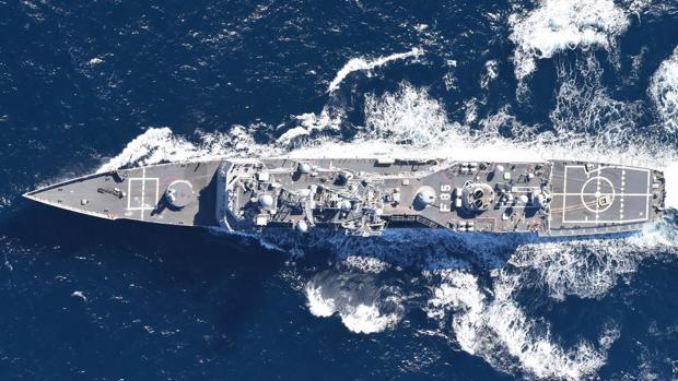 Un militar de una fragata gaditana herido en la operación 'Atalanta'
