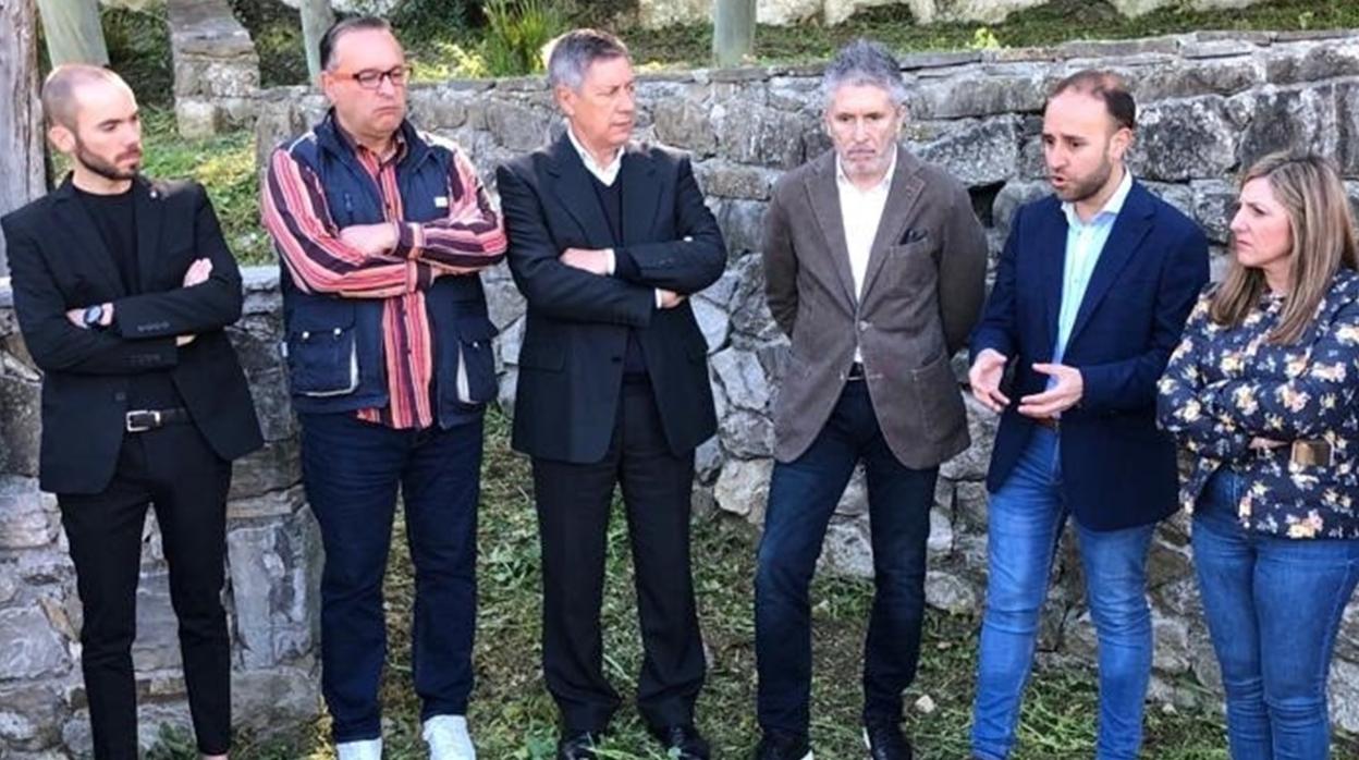 Marlaska en la Sierra de Cádiz: «Las derechas quieren poner en tela de juicio la diversidad»