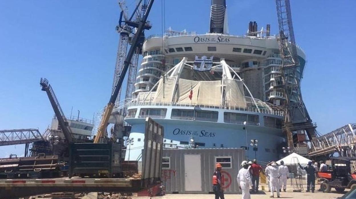 El &#039;Oasis of the Seas&#039; llegará a Cádiz el próximo jueves y entrará en dique para reparar el día 22