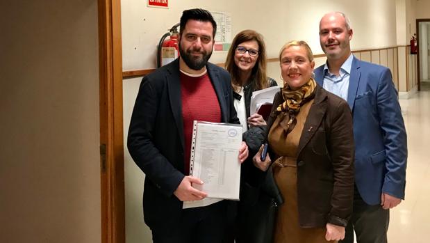 El PSOE de Cádiz, primero en presentar su candidatura para las Municipales