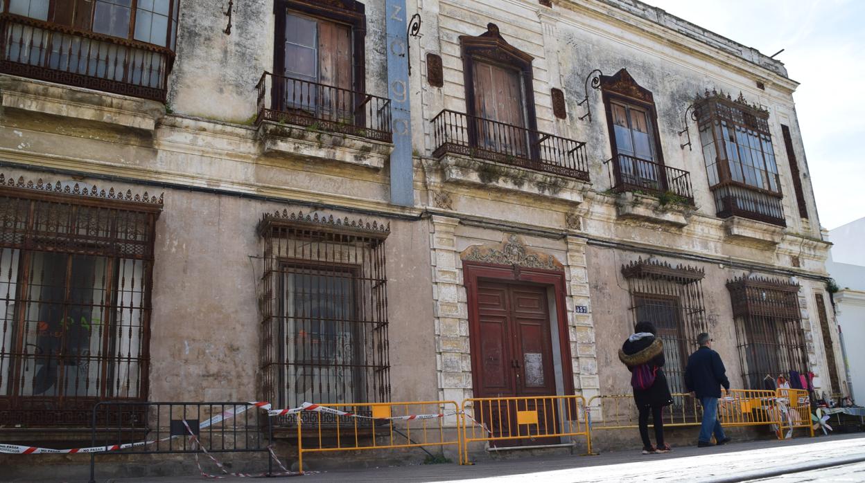 Hace más de una década que el edificio mantiene sus puertas cerradas.