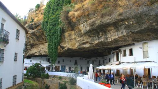 Setenil de las Bodegas