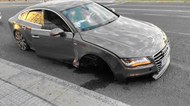 Detenido en Cádiz por conducir ebrio e invadir el parque de Canalejas a gran velocidad