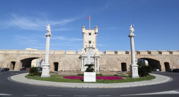 Las Puertas de Tierra se vestirán de rojo por el Síndrome 22q11