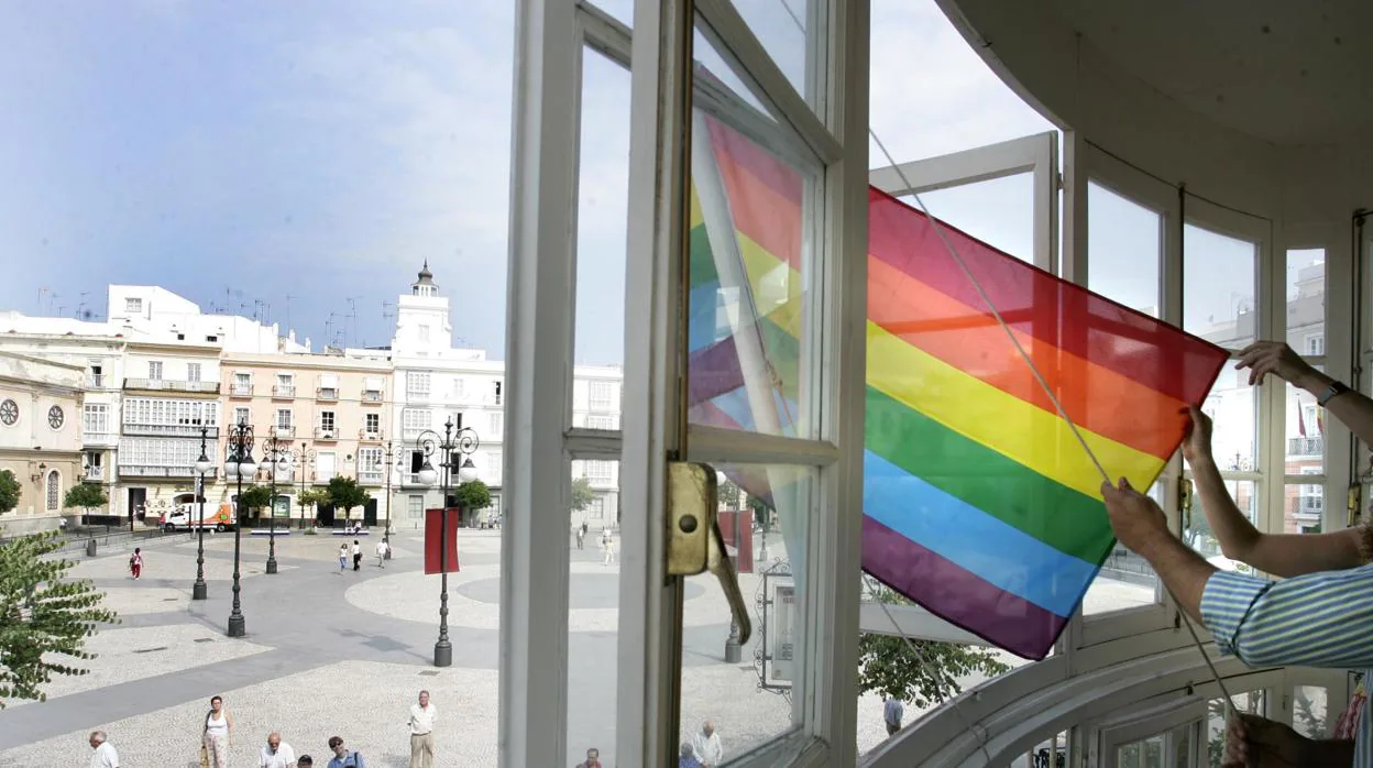 Entra en vigor el primer Plan contra la ‘LGTBIfobia’ en Cádiz