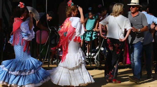 El levante desluce el Día de los niños en la Feria de El Puerto 2019