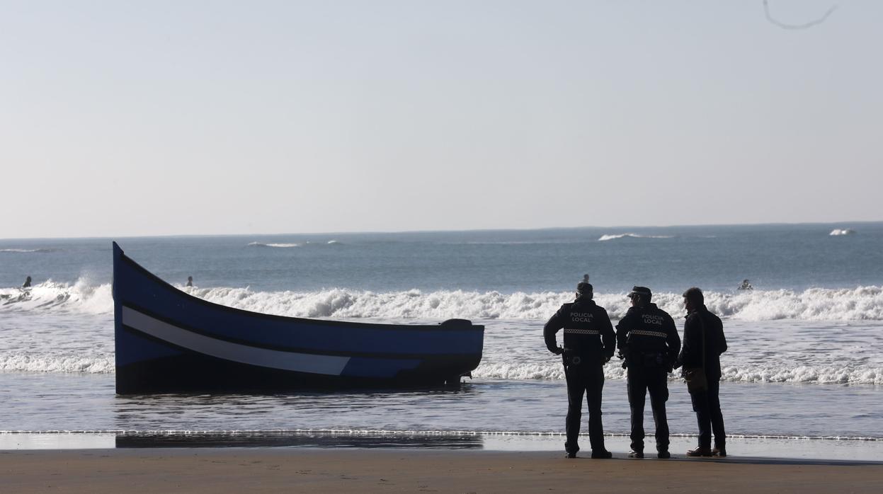 Es continua la llegada de inmigrantes que llegan a Cádiz procedentes de las costas africanas.