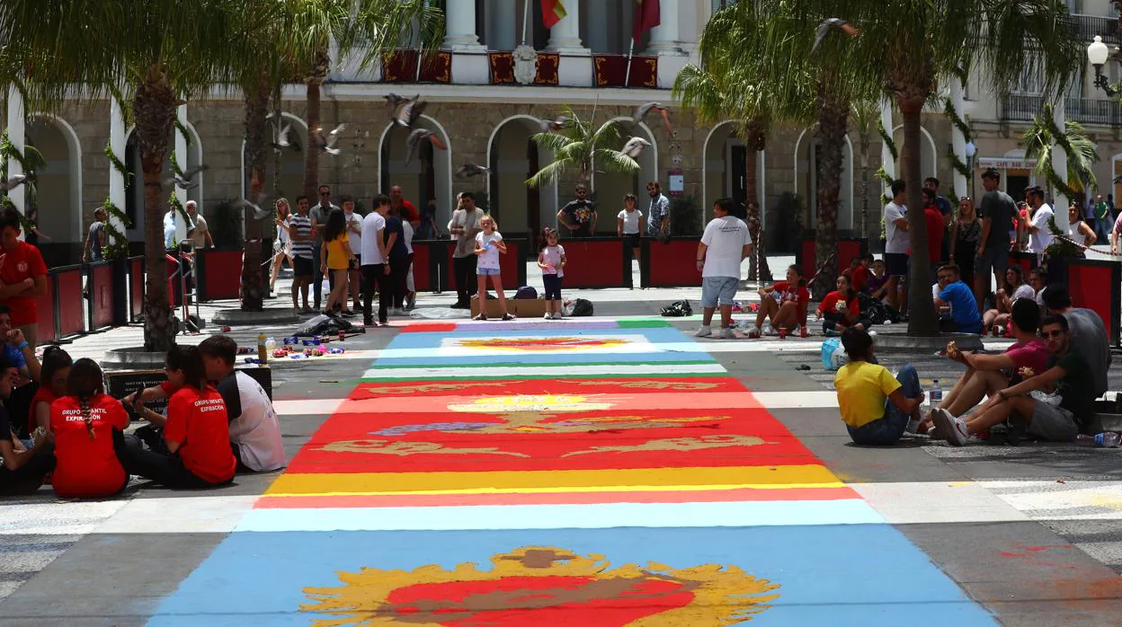 La alfombra de 17 metros que se ha instalado en San Juan de Dios