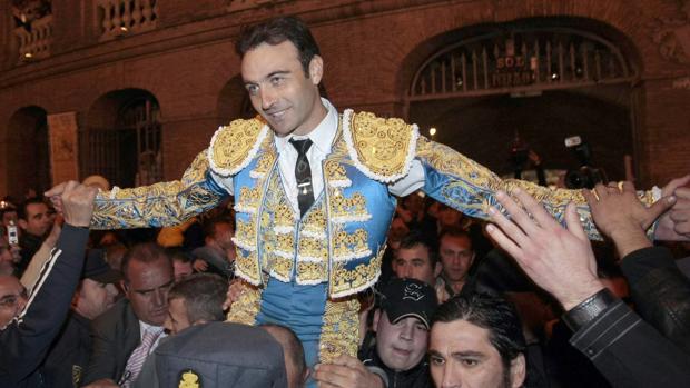 Enrique Ponce quiere reaparecer en El Puerto con la temporada taurina aún en el aire