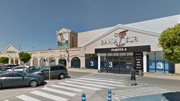 Bahía Sur ofrece ocio sostenible, deporte, dj, flamenco, cocina local y artesanía en su programa de verano