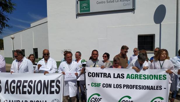 Violencia en las consultas: «Ahora hay casi más agresiones físicas que verbales. Se ha perdido todo el respeto»