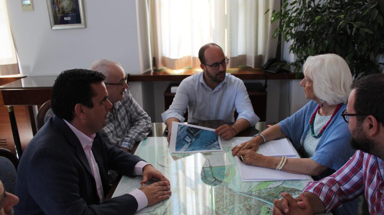 Germán Beardo, con Curro Martínez y Teófia Martínez.