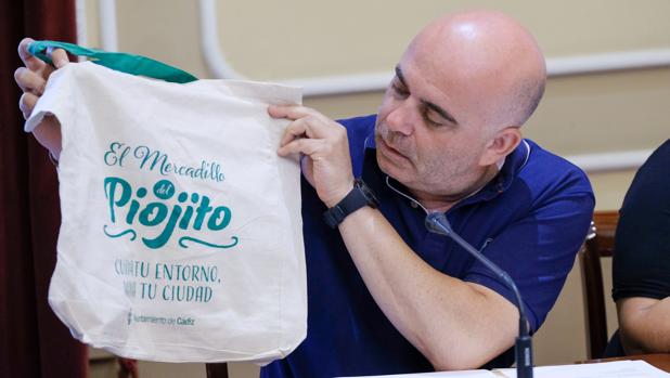 El Ayuntamiento repartirá bolsas de algodón para El Piojito