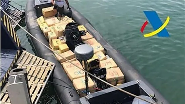 Incautan 2.500 kilos de hachís en Sanlúcar con la marca del capo mexicano de la droga 'Chapo' Guzmán