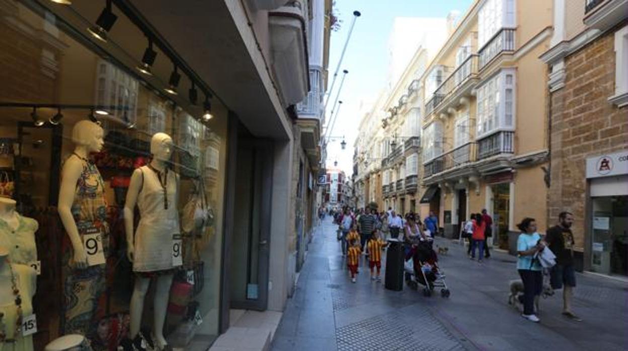 A vueltas con la declaración de Cádiz como Zona de Afluencia Turística