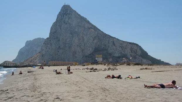 Cádiz tendrá una nueva playa libre de humo