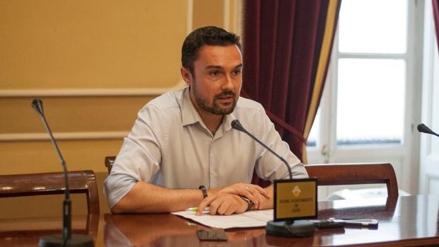 Ayuntamiento de Cádiz exige a AVRA «reactivar ya» obras de rehabilitación de viviendas de la barriada de La Paz