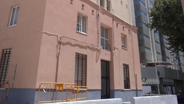 La Junta desbloquea la instalación de ascensores en la Barriada de La Paz