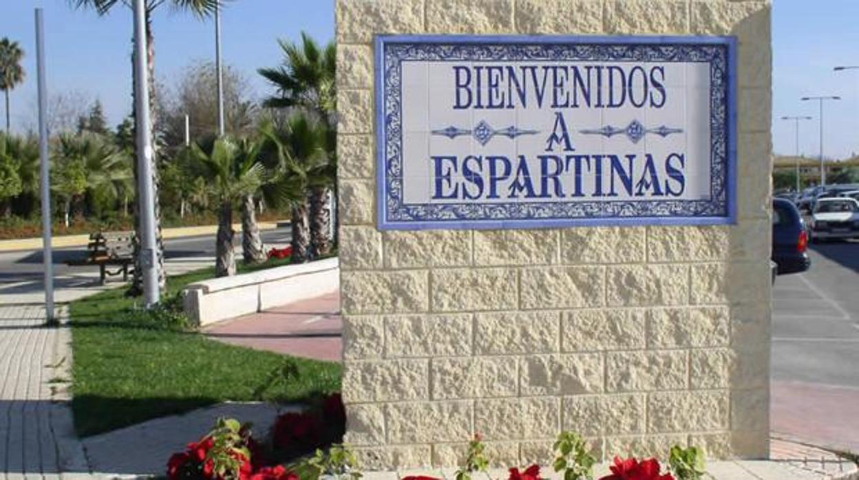 El Ayuntamiento de Espartinas ha sido condenado a readmitir a un trabajador e indemnizarle con casi 42.000 euros