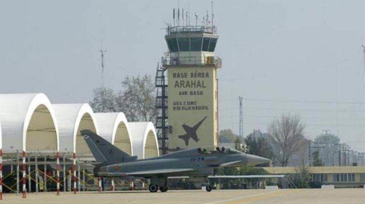 Fotomontaje en la que aparece el nombre de Arahal en la Base Aérea de Morón