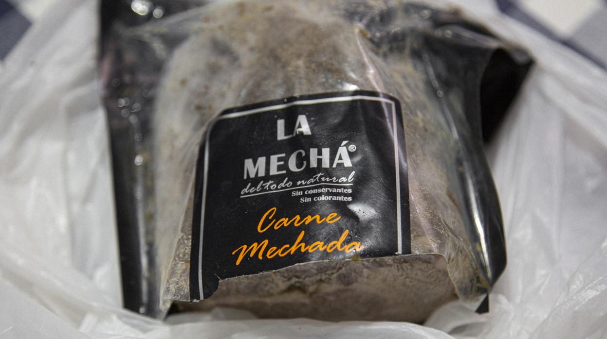 La empresa Magrudis vendío la carne mechada contaminada con la bacteria listeria.
