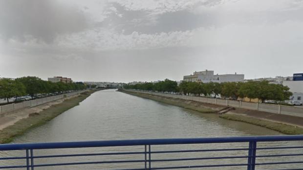 Los riesgos de inundación del río Iro en Chiclana, a estudio