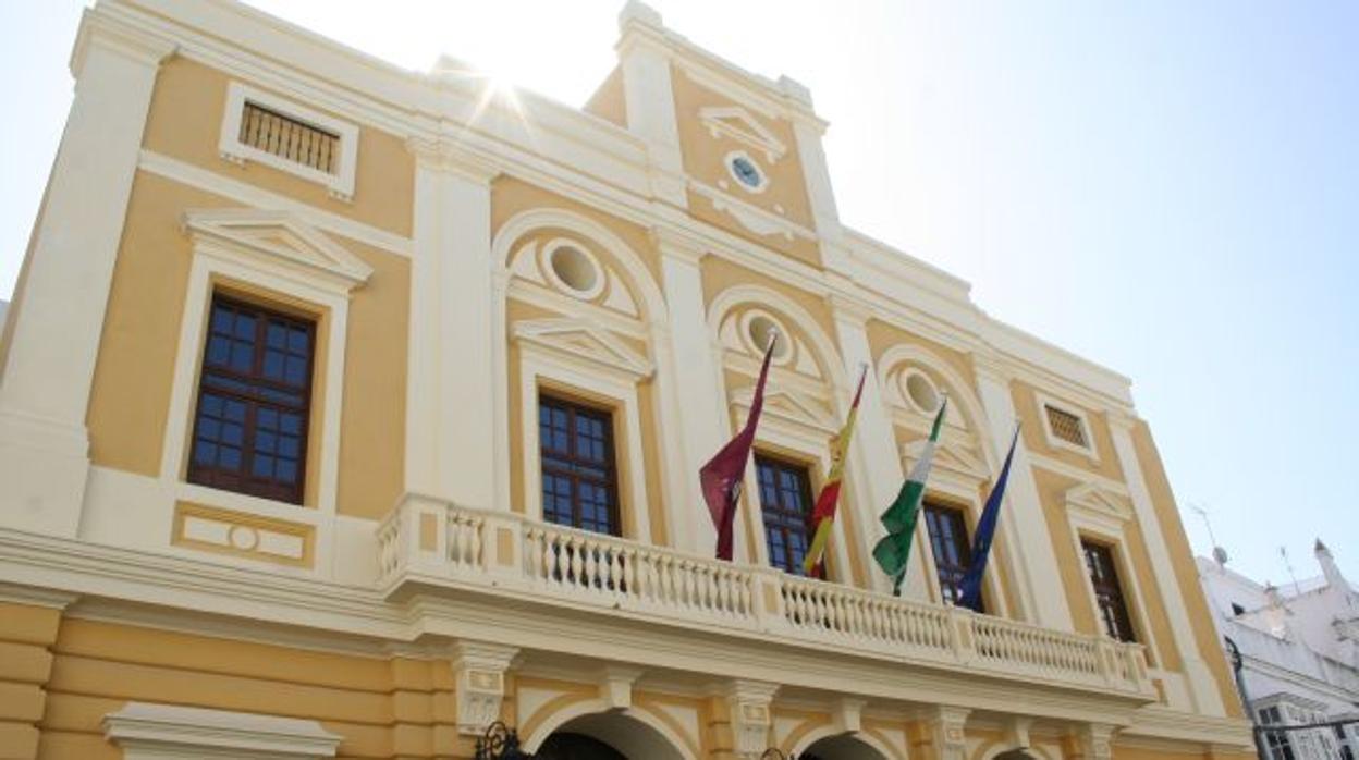 Fachada del Ayuntamiento de Chiclana.