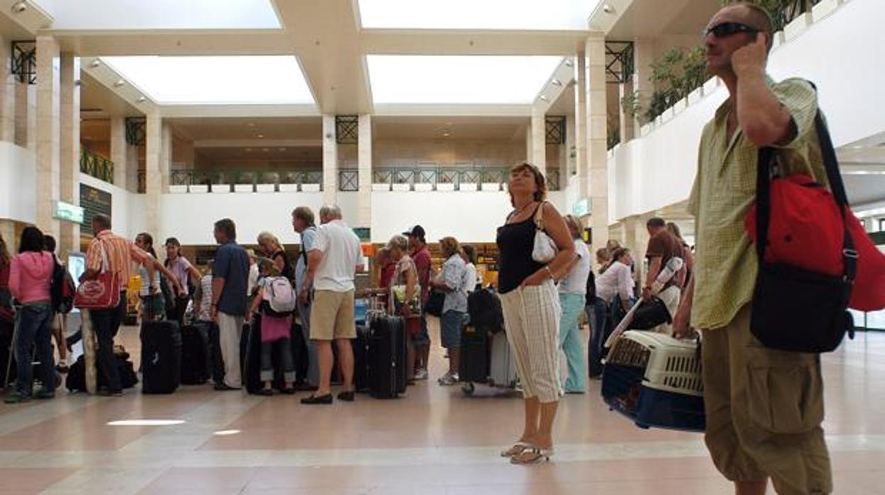 El Aeropuerto de Jerez registró una subida del 2% en la cifra de pasajeros de enero a agosto