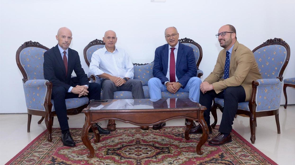 Reunión entre los directores de los centros penitenciarios y Germán Beardo.