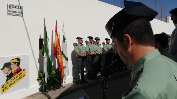 San José del Valle dedica una de sus calles a la Guardia Civil