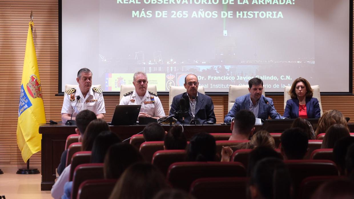 Inauguración de las jornadas sobre turismo y patrimonio de Defensa.