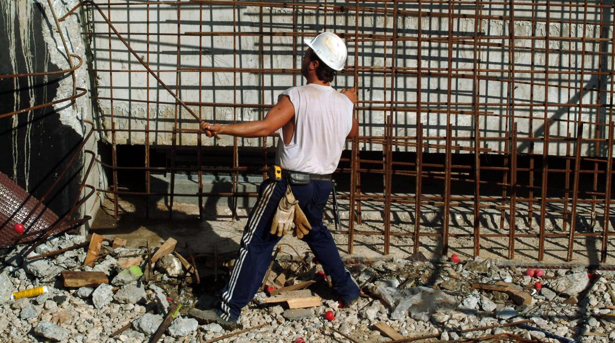 El sector de la construcción, junto con agricultura, es el más movilidad representa