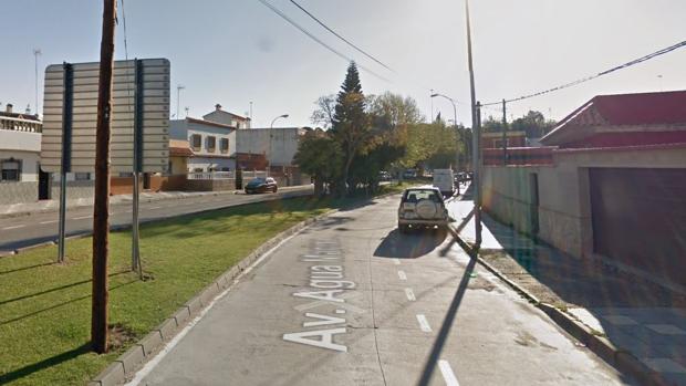 Muere un motorista en Algeciras al chocar con una farola