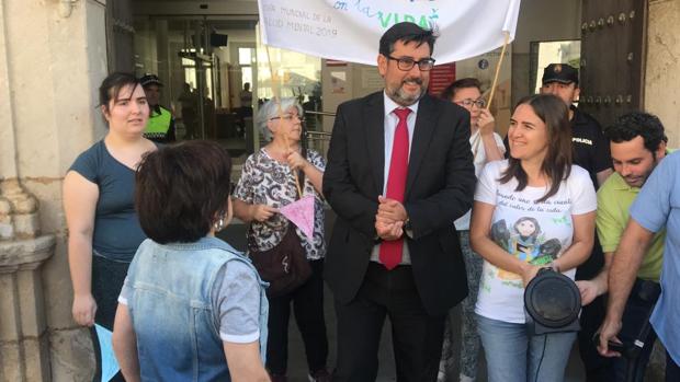 Utrera pide a la Junta que «vuelva a casa» el centro comarcal de salud mental, actualmente en Los Palacios