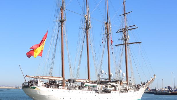 El buque Juan Sebastián de Elcano: puertas abiertas y actos en Cádiz