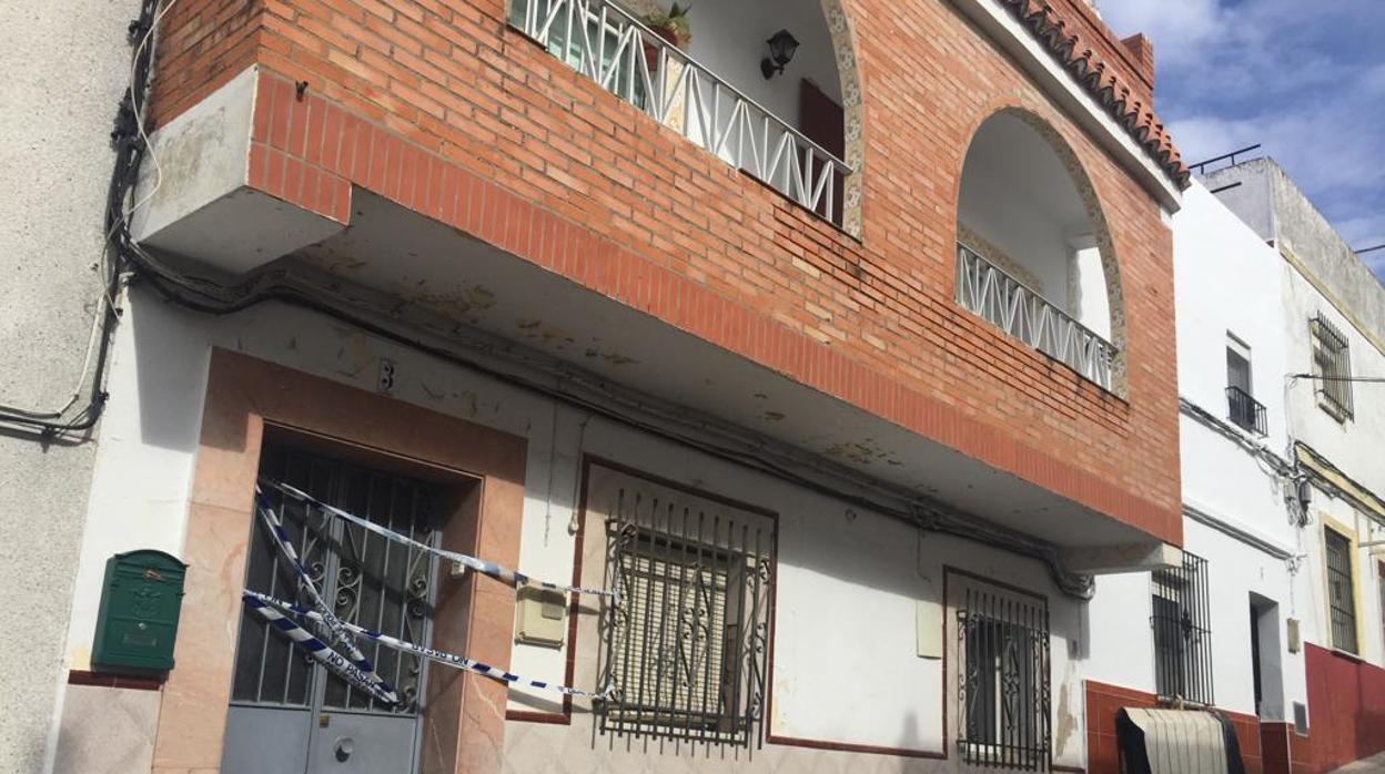 La casa se encuentra en el barrio de El Agrimensor de Jerez