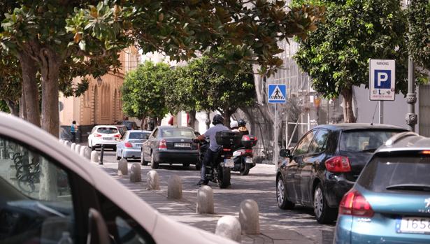 Este lunes se modifica la circulación en toda la zona de la plaza San Antonio en Cádiz