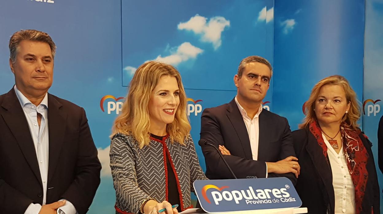 Ana Mestre, acompañada de miembros de la candidatura a las Elecciones Generales.