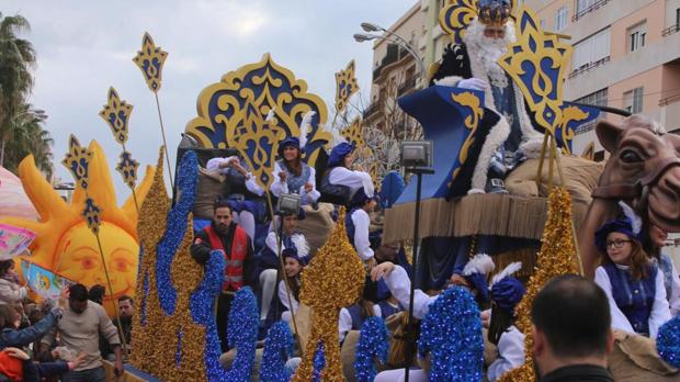 La Cabalgata de Reyes tendrá tres carrozas para que salgan niños de los colegios públicos de Cádiz