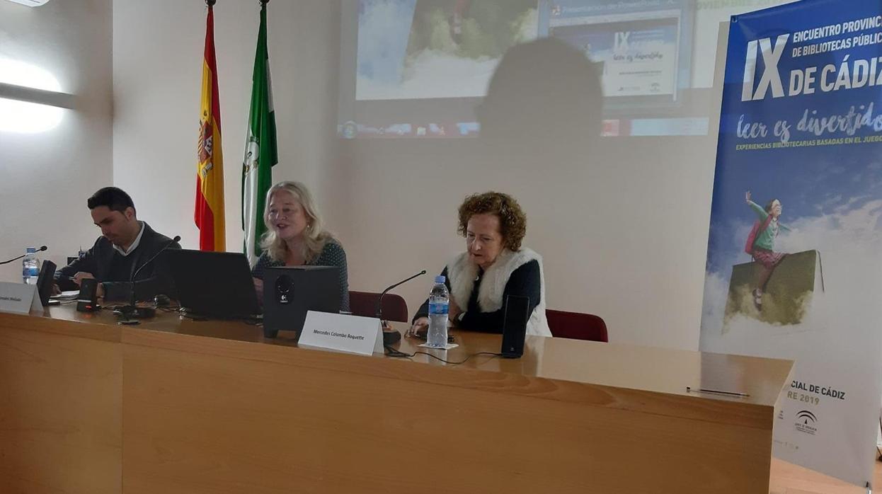 La delegada de Cultura subraya la apuesta por el fomento de la lectura en el Encuentro Provincial de Bibliotecas