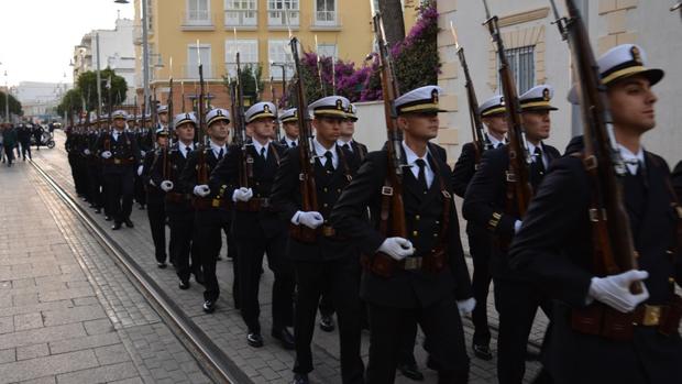 Acto solemne de arriado de Bandera en San Fernando