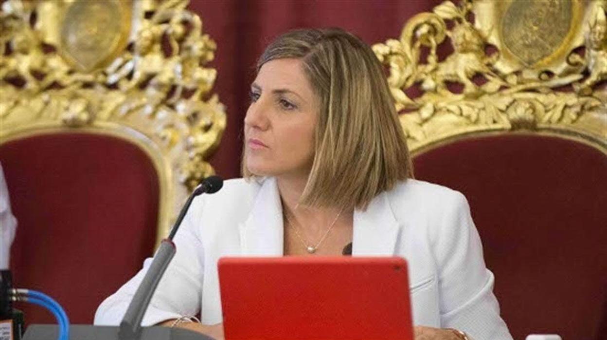 Irene García pide «conjunción de fuerzas» ante el desempleo