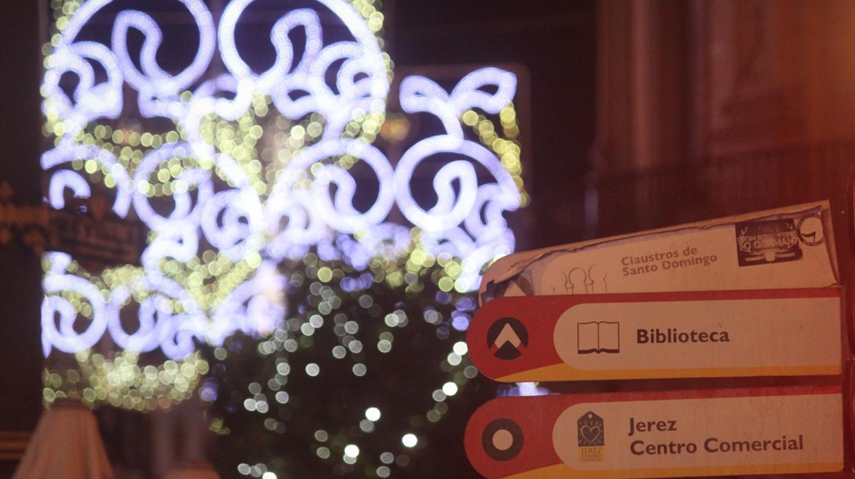 La animación en las calles con las luces de navidad y los villancicos está asegurada