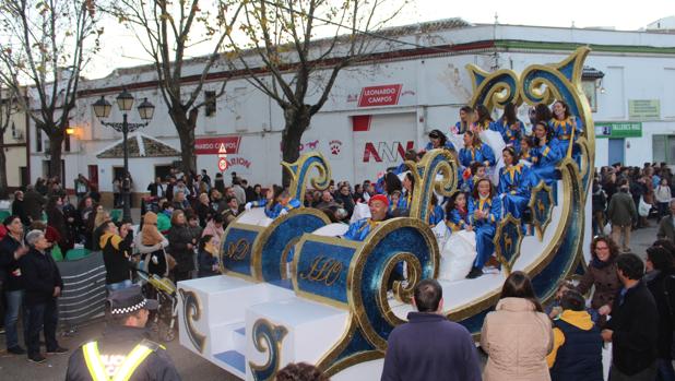 Cabalgatas de Reyes Magos autopropulsadas y con luces led en la tarde del 5 de enero en Constantina