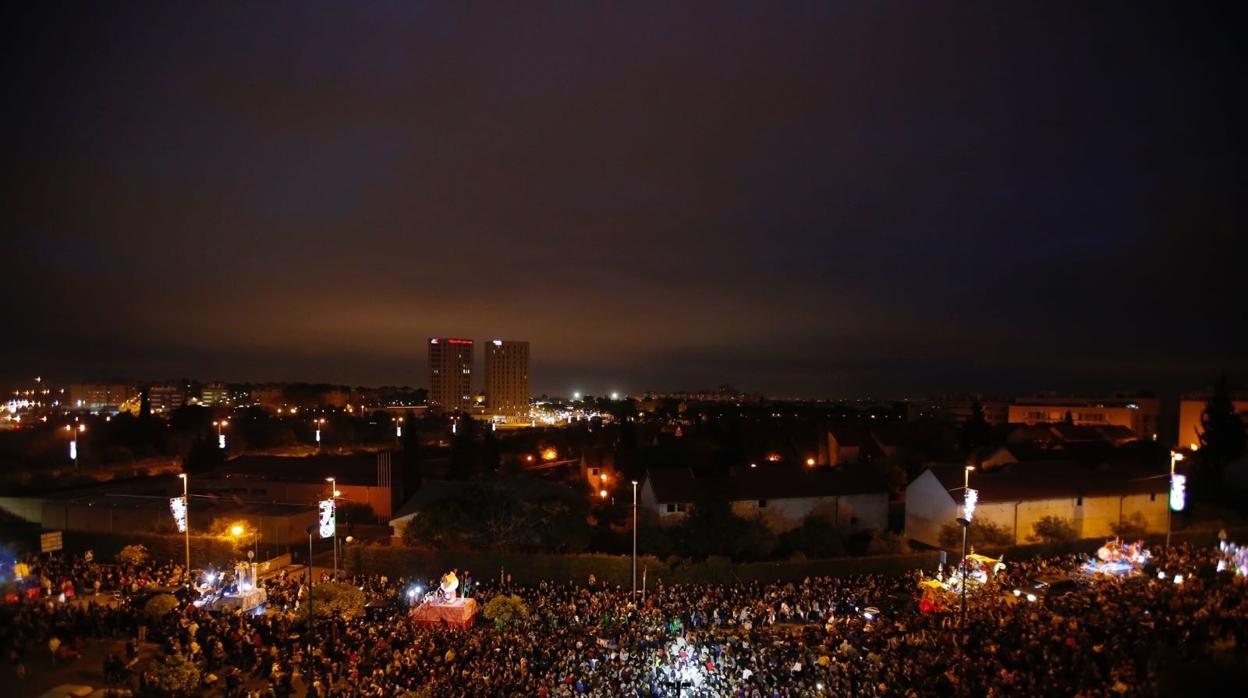 Vista nocturna de la cabalgata en 2019