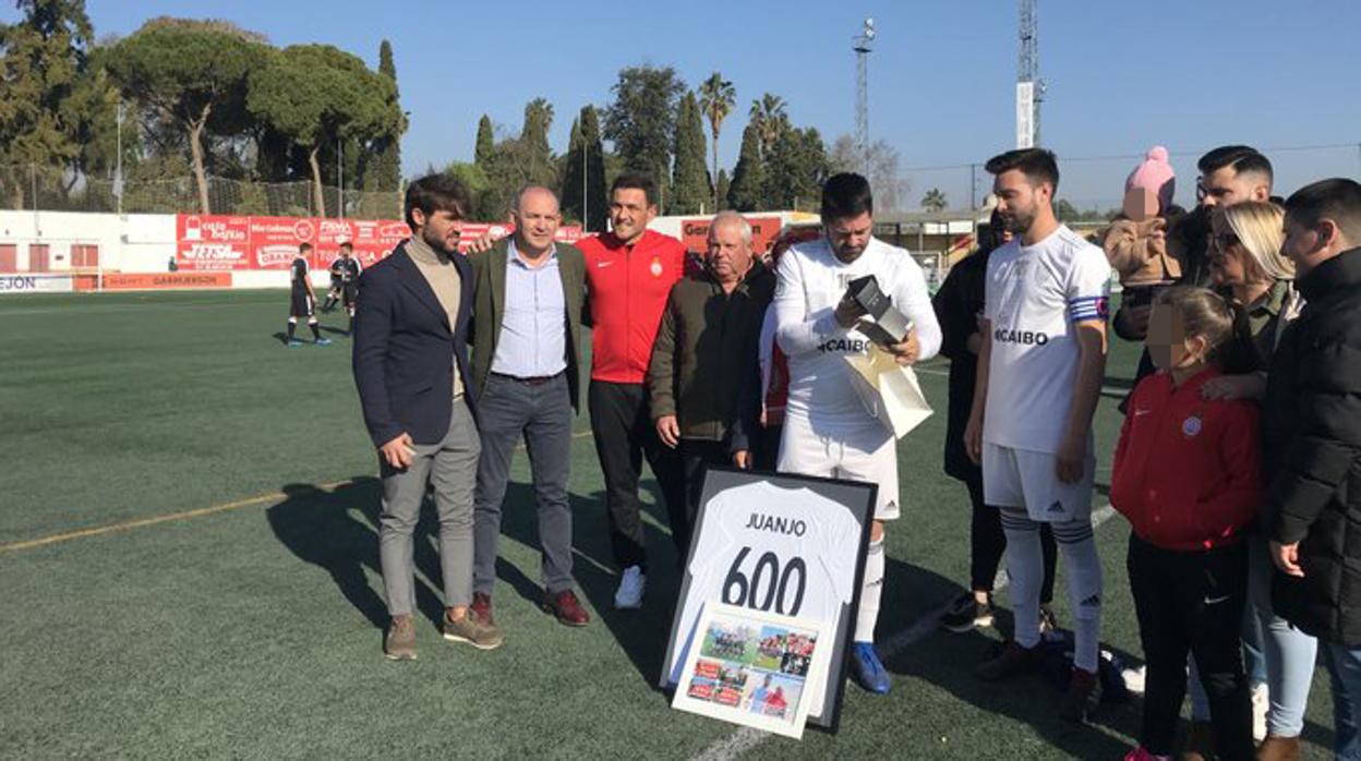 Juanjo Jiménez, con la camiseta con el 600 en la espalda