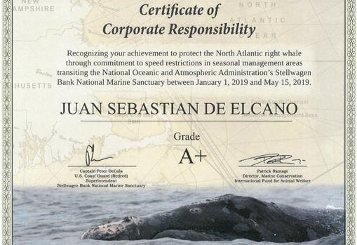 El certificado otorgado al buque Elcano.